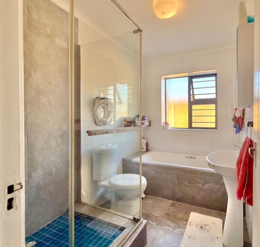 3 Bedroom Property for Sale in Kabega Park Eastern Cape